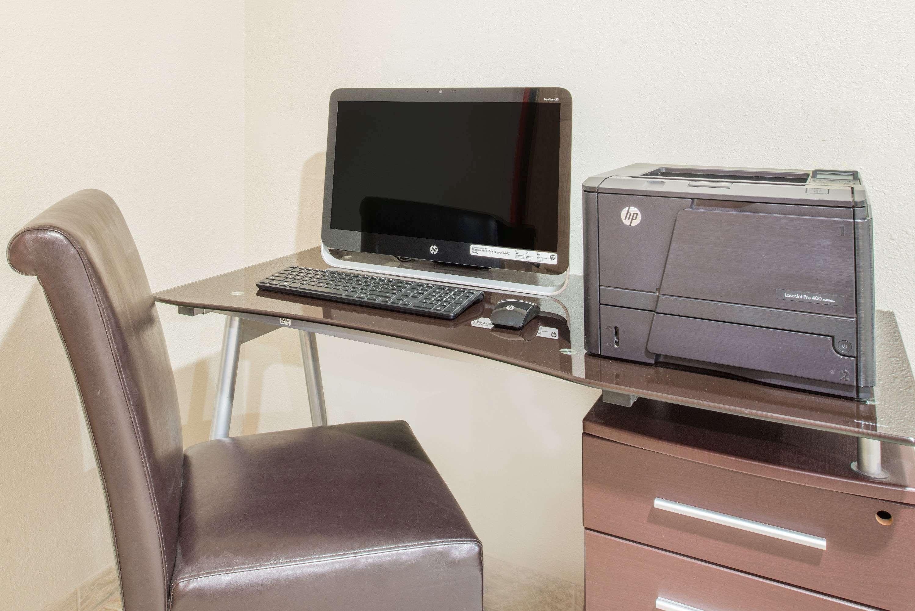 Super 8 By Wyndham Moberly Mo Motel Екстериор снимка